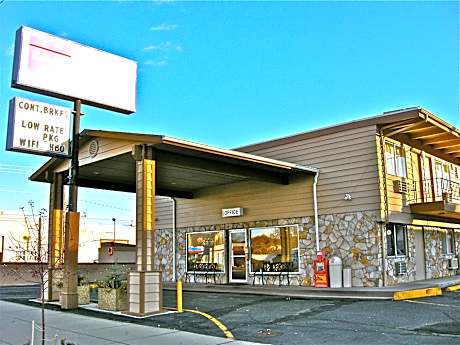 Knights Inn Baker City