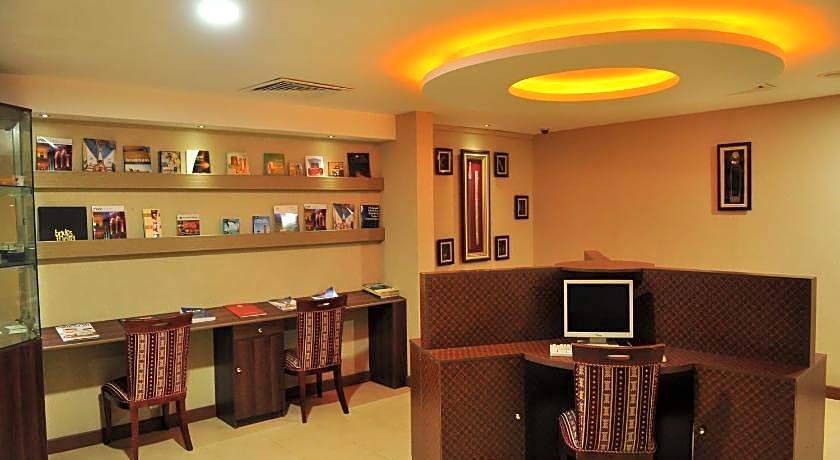 Al Bahjah Hotel