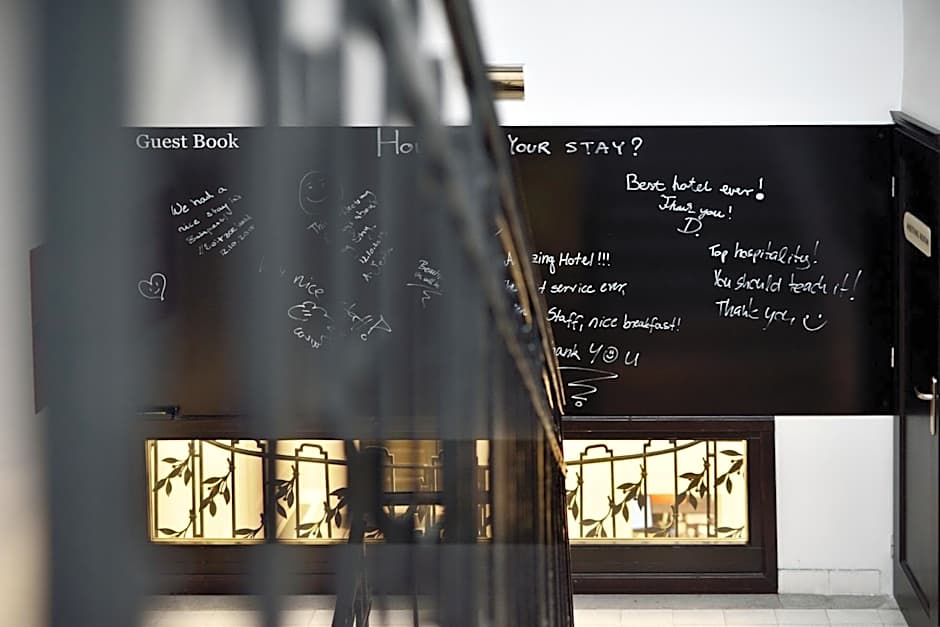 Opera Garden Hotel & Apartments