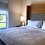 Holiday Inn Hotel And Suites Fayetteville W-Fort Bragg Area By IHG