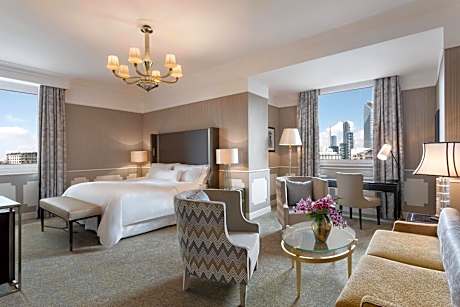 Grand Deluxe Contemporary Double Room
