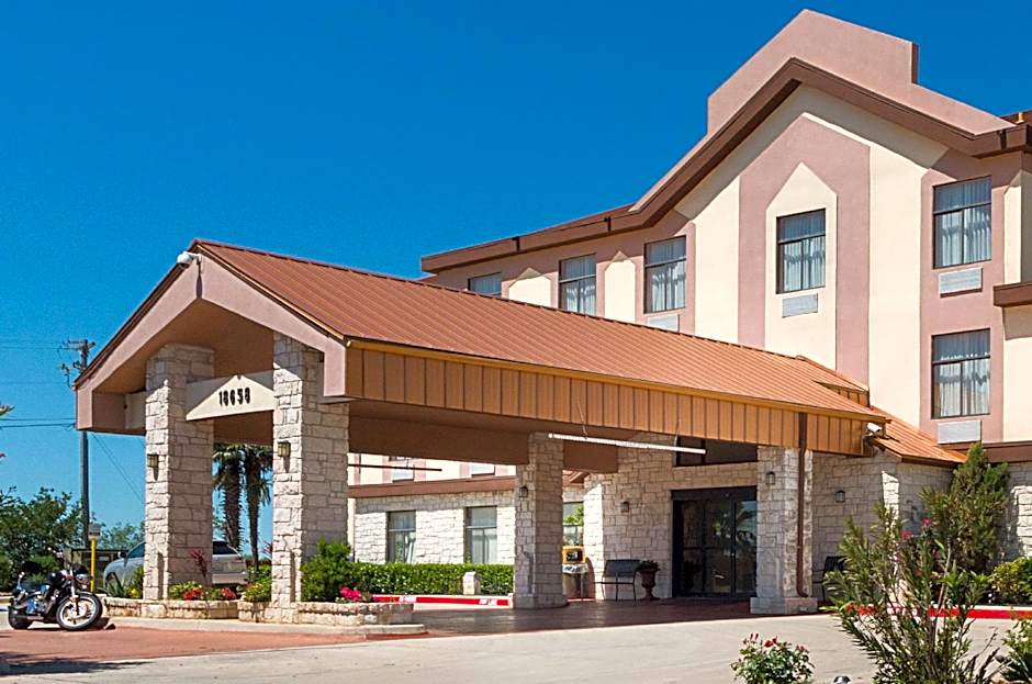 Quality Inn & Suites