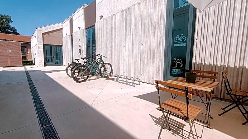 Bed & Bike Hostel
