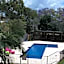 Hawks Nest Motel