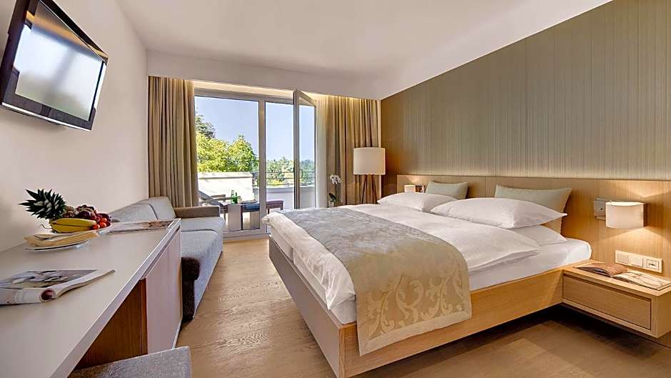 Thermenhotel Stoiser