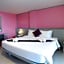 Convenient Grand Plus Hotel Suvarnabhumi