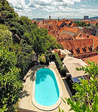 Schlossberghotel - Das Kunsthotel