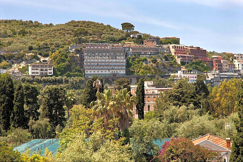 Hotel Bristol