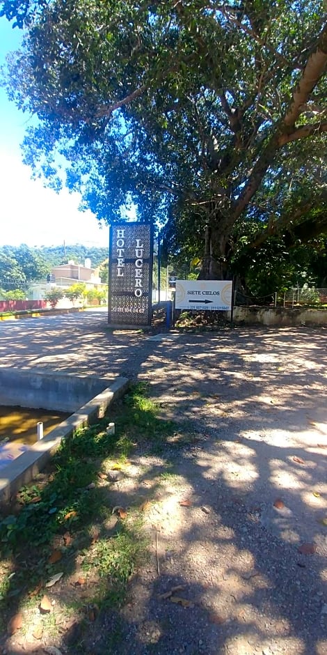 Hotel Lucero Chan