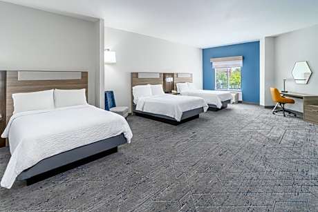 Holiday Inn Express & Suites Denver North - Thornton By IHG