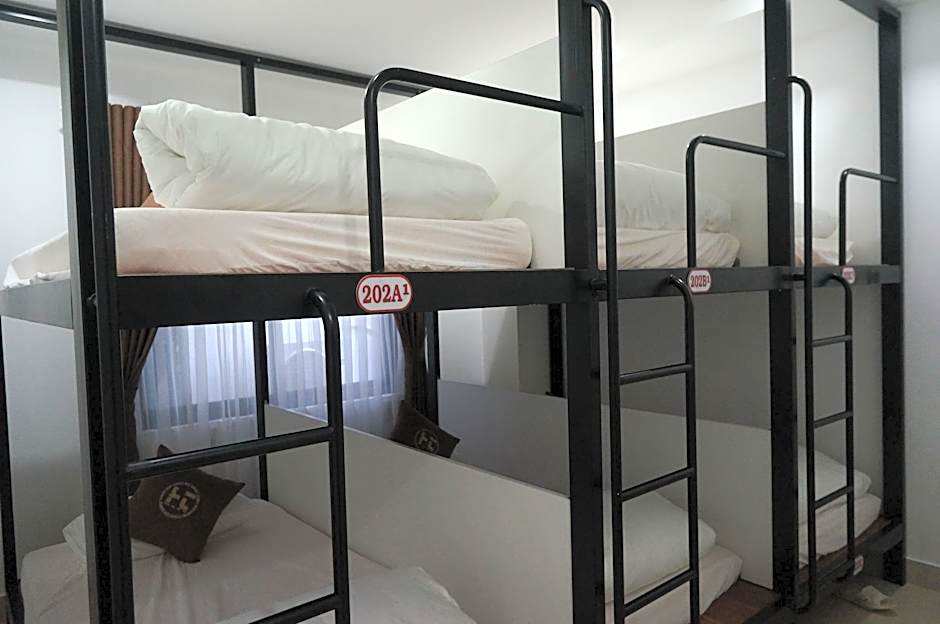 Poetic Hue Hotel & Spa
