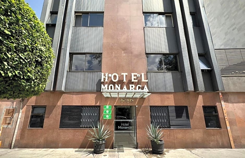 Hotel Monarca