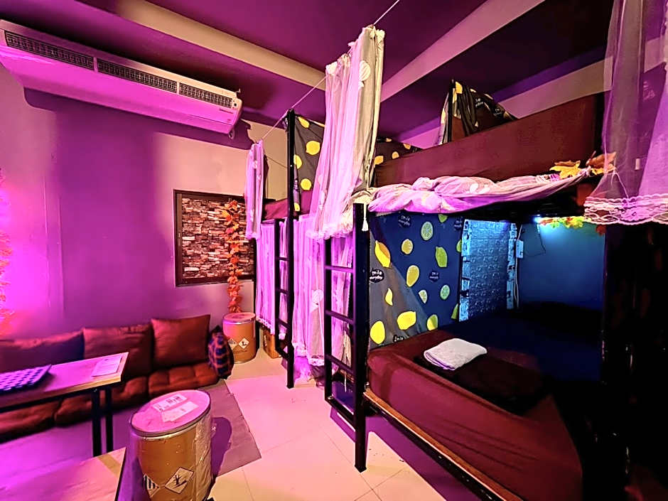 The Rendezvous Fullmoon Hostel