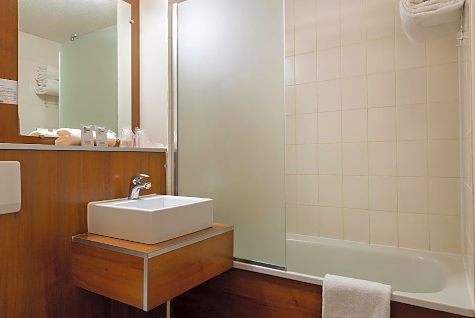 Comfort Hotel Aeroport Lyon St Exupery