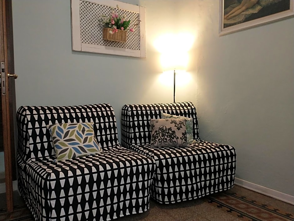 "LA MAISON DEL CORSO" Hospitality
