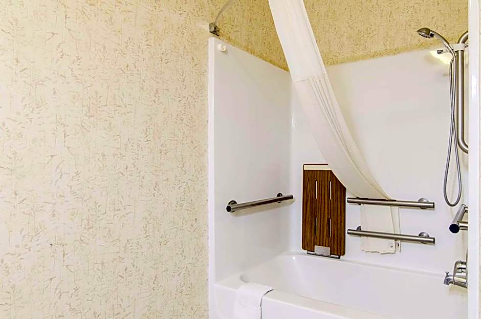 Quality Inn Junction City near Fort Riley
