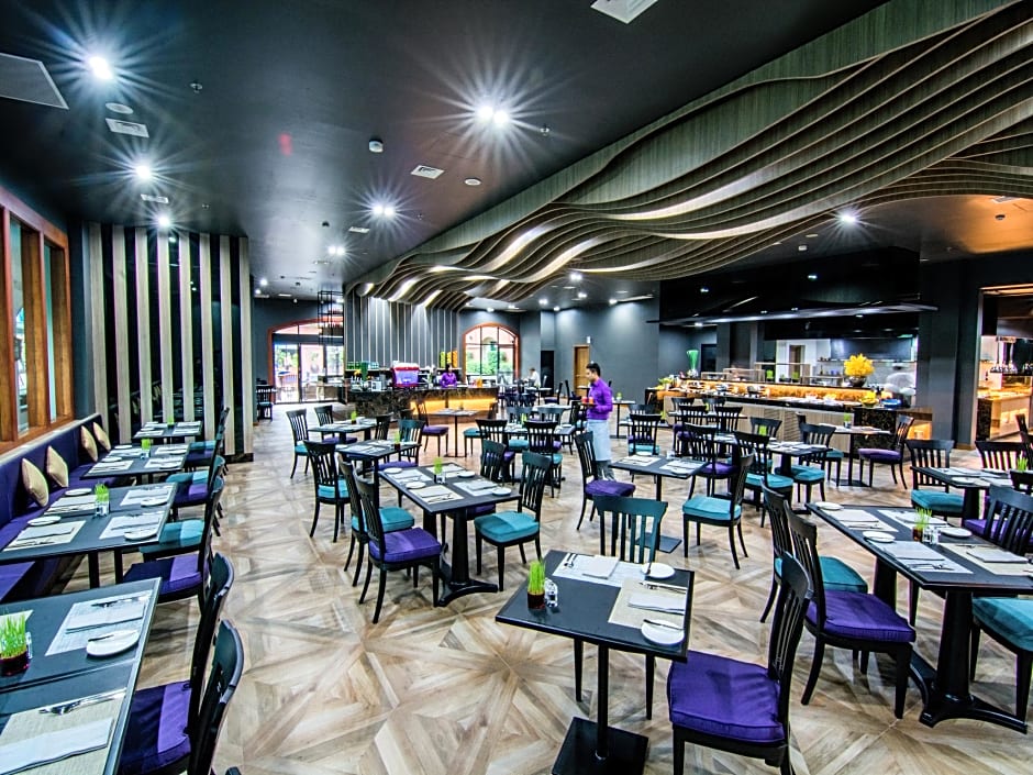 Mercure Yangon Kaba Ay