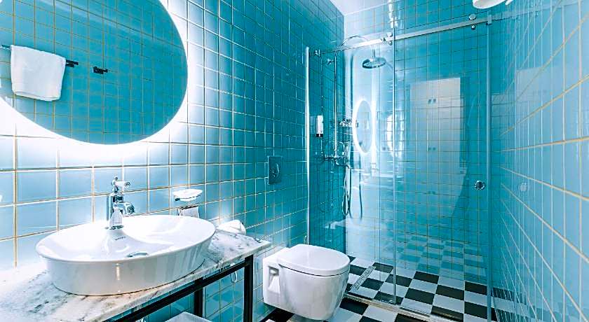 Hotel Twenties Tbilisi - Stay & Dine