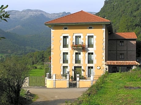 Hotel Casona Villa De Palacios