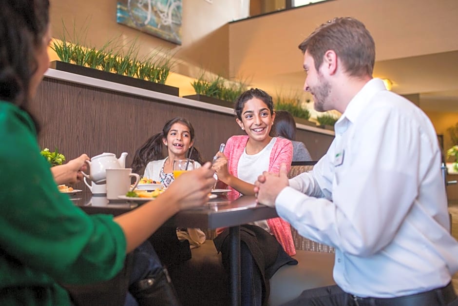 Holiday Inn Indianapolis - Airport Area N By IHG