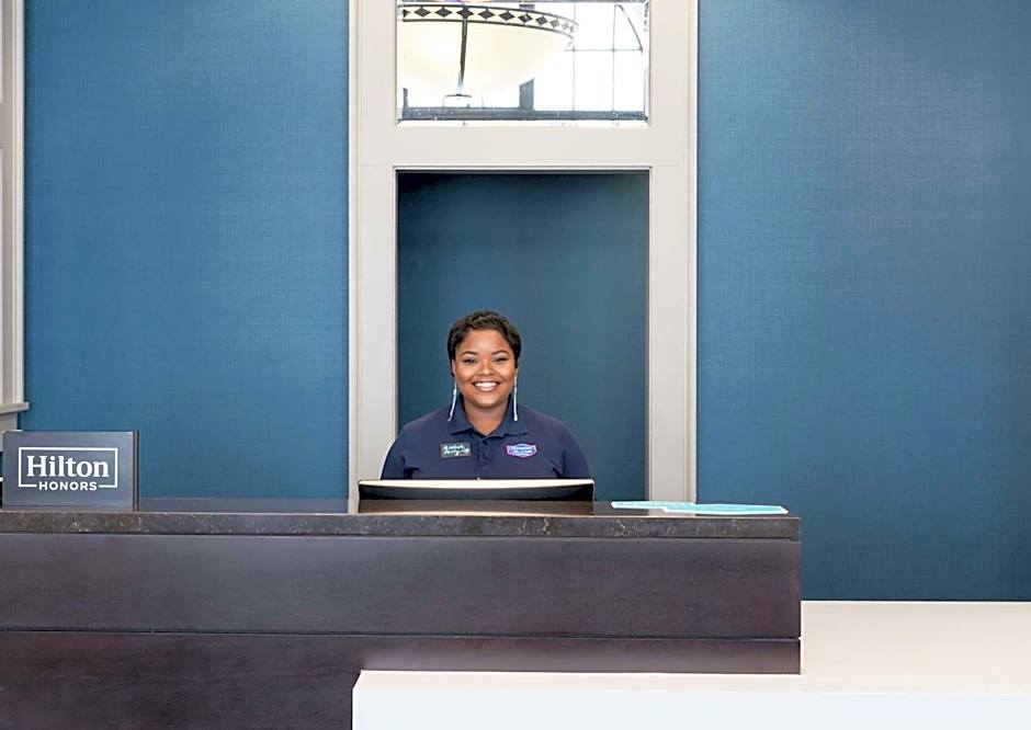 Hampton Inn By Hilton And Suites Atlanta-Downtown