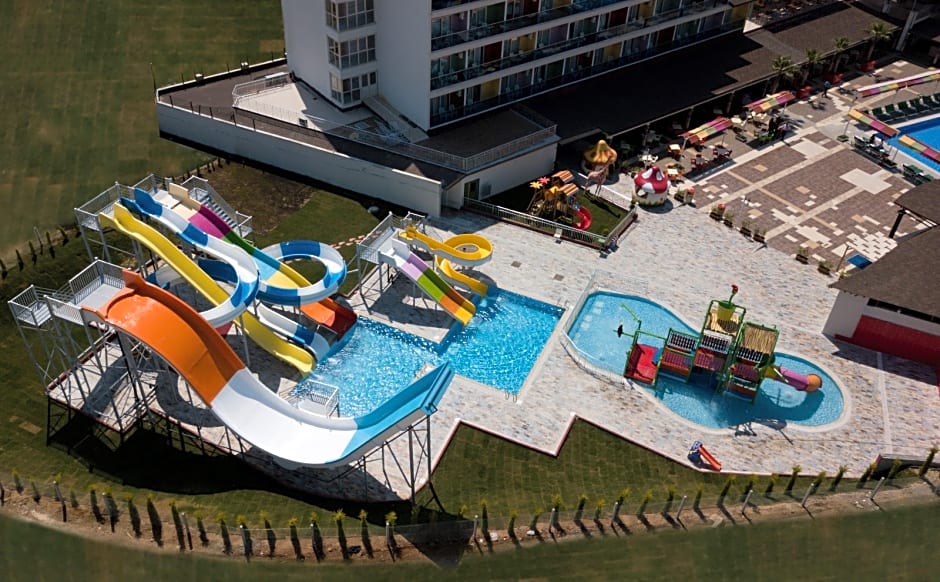 Side Win Hotel & Spa