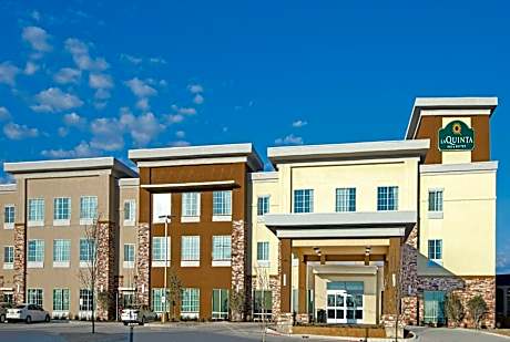 La Quinta Inn & Suites by Wyndham Fort Worth West I-30