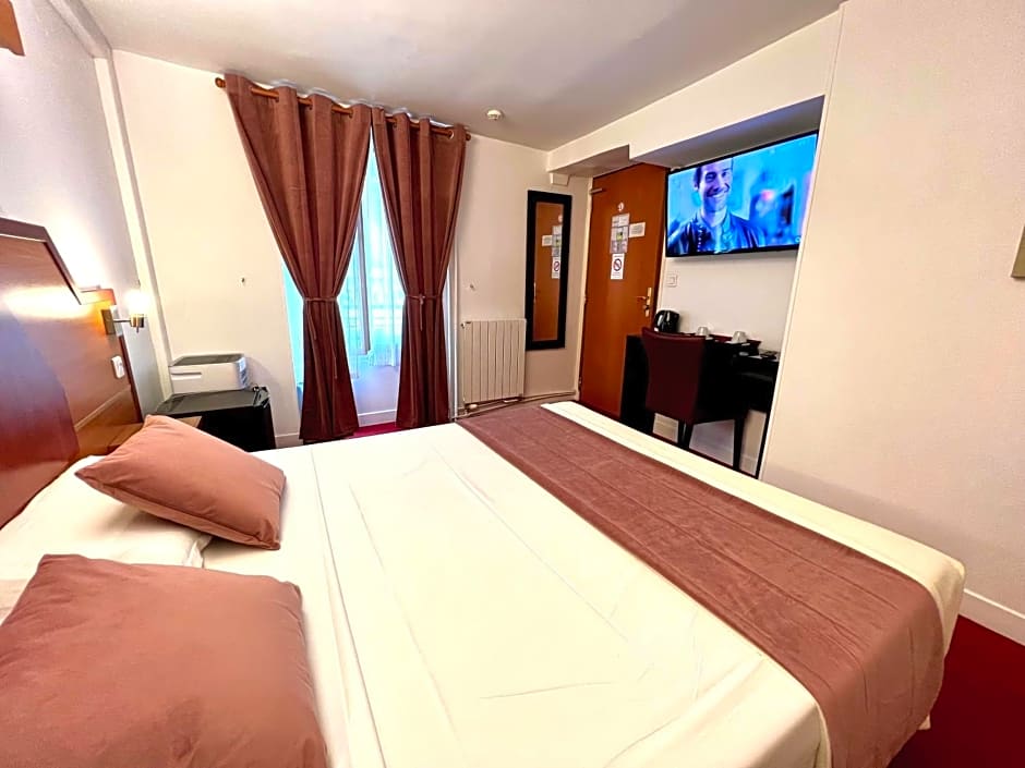 Le Nouvel Hotel Du Theatre