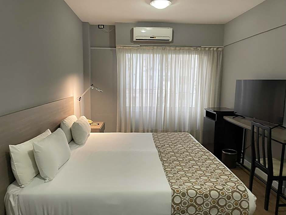 Hotel 8 de Octubre