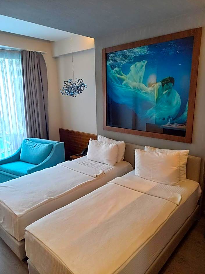 Gözegir Hotel