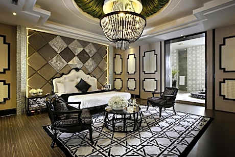 Deluxe Double Room - (Check-in after 22:00)