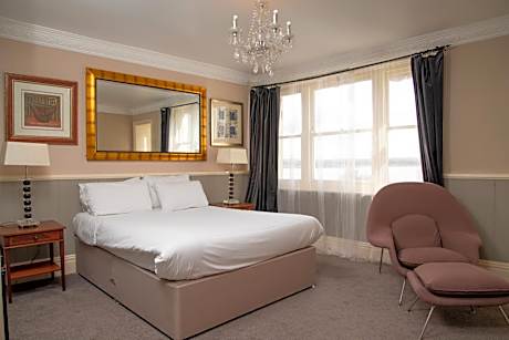 Superior Double Room with River View