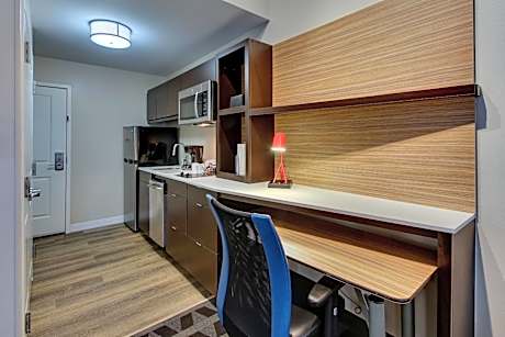 One-Bedroom Queen Suite with Sofa Bed and Roll-in Shower - Mobility and Hearing Accessible