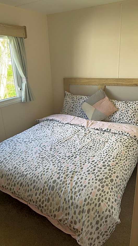 Lakeside East 16 - Haggerston Castle