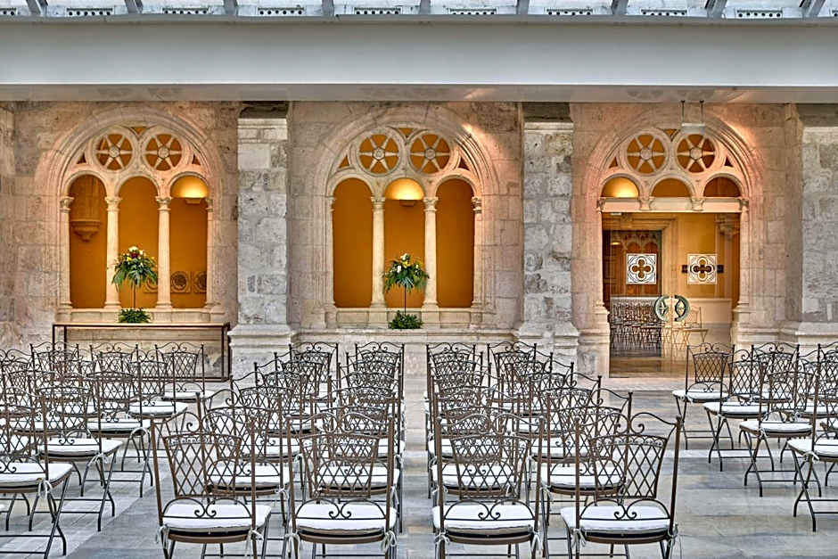 NH Collection Palacio De Burgos