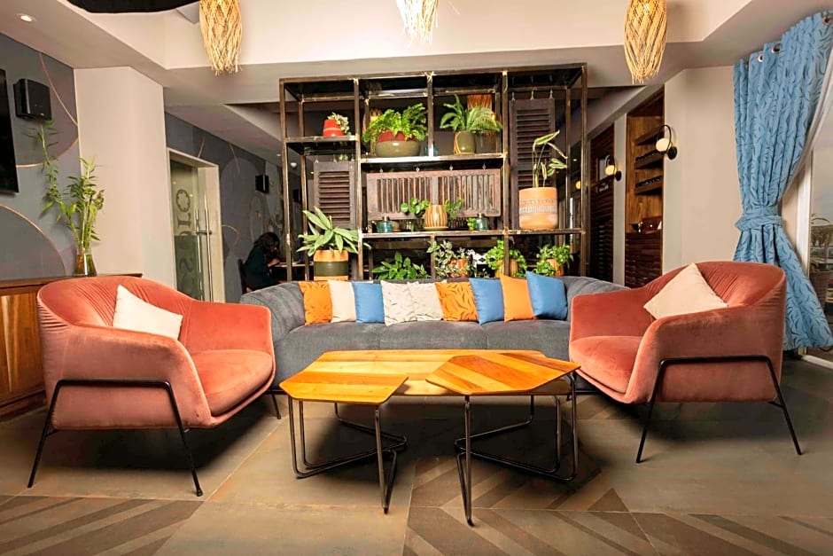 Roots Apartment Hotel