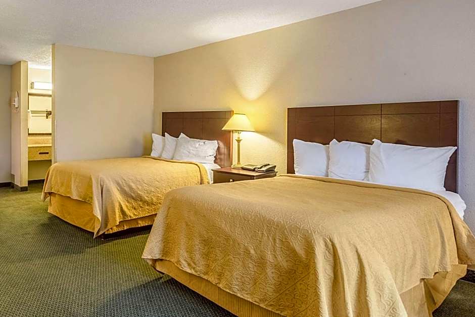 Quality Inn & Conference Center Heber Springs