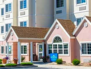 1 Queen Bed Studio Suite Non-Smoking