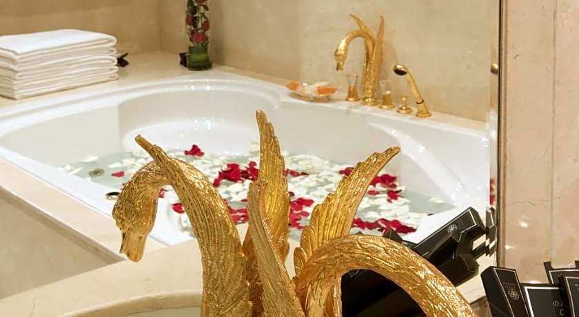 Grand Regency Doha, Trademark Collection by Wyndham