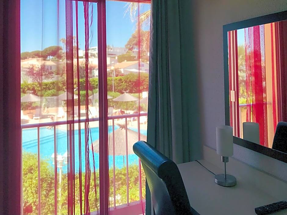 Brit Hotel Confort Hélios Agde