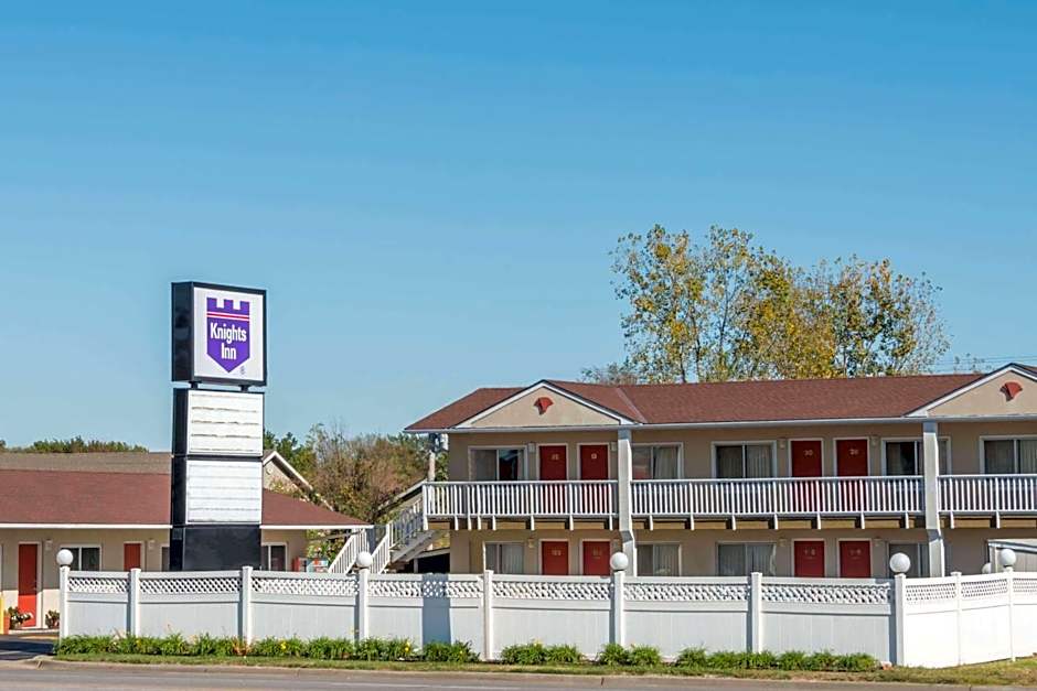 Knights Inn Ottawa