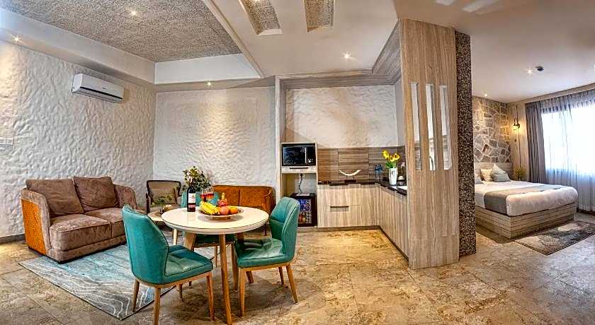 Arushi Boutique Hotel