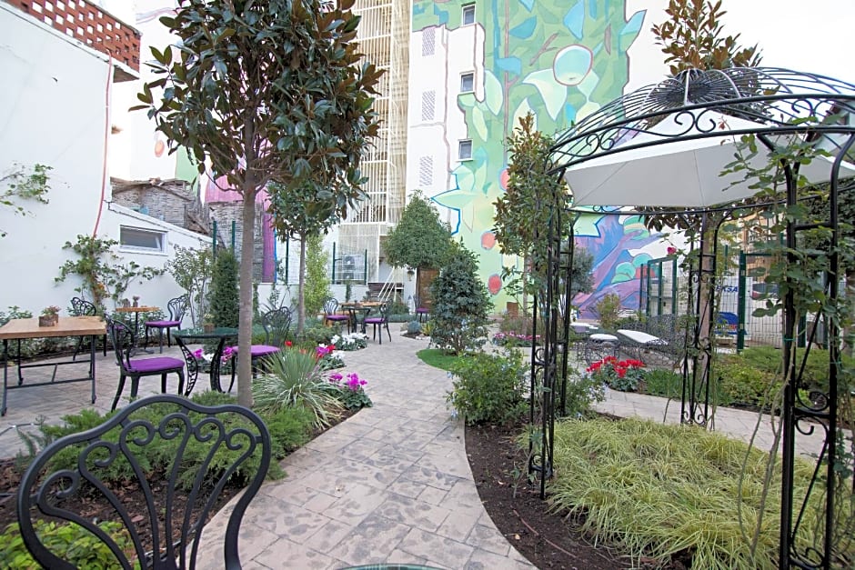 Tuzla Garden Hotel and Spa