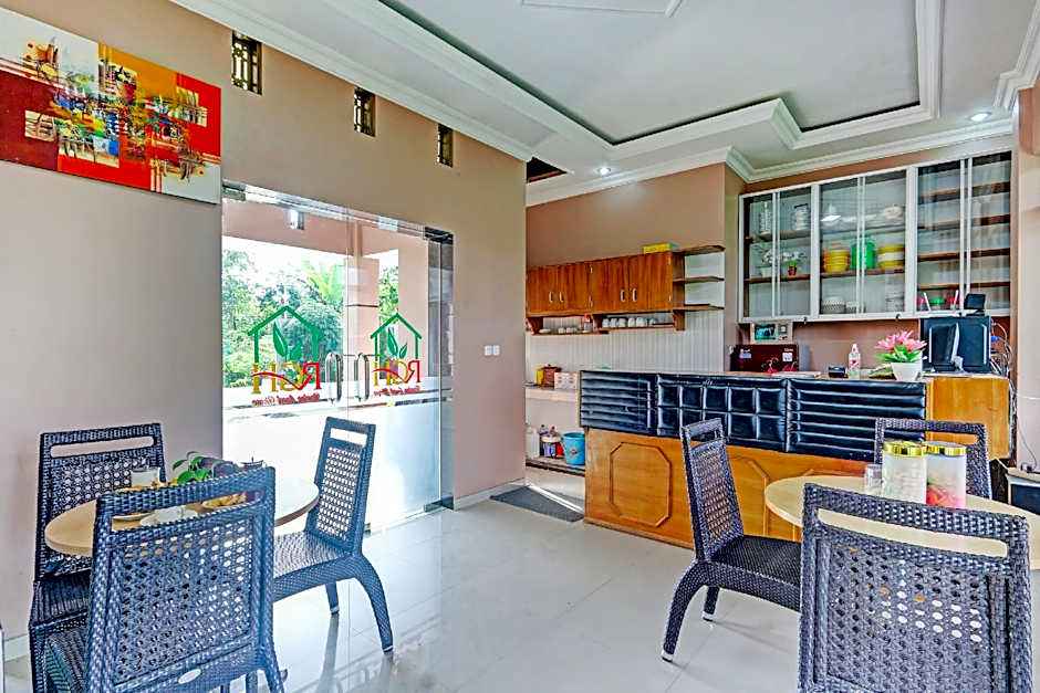 OYO 90516 RGH Syariah Argopeni