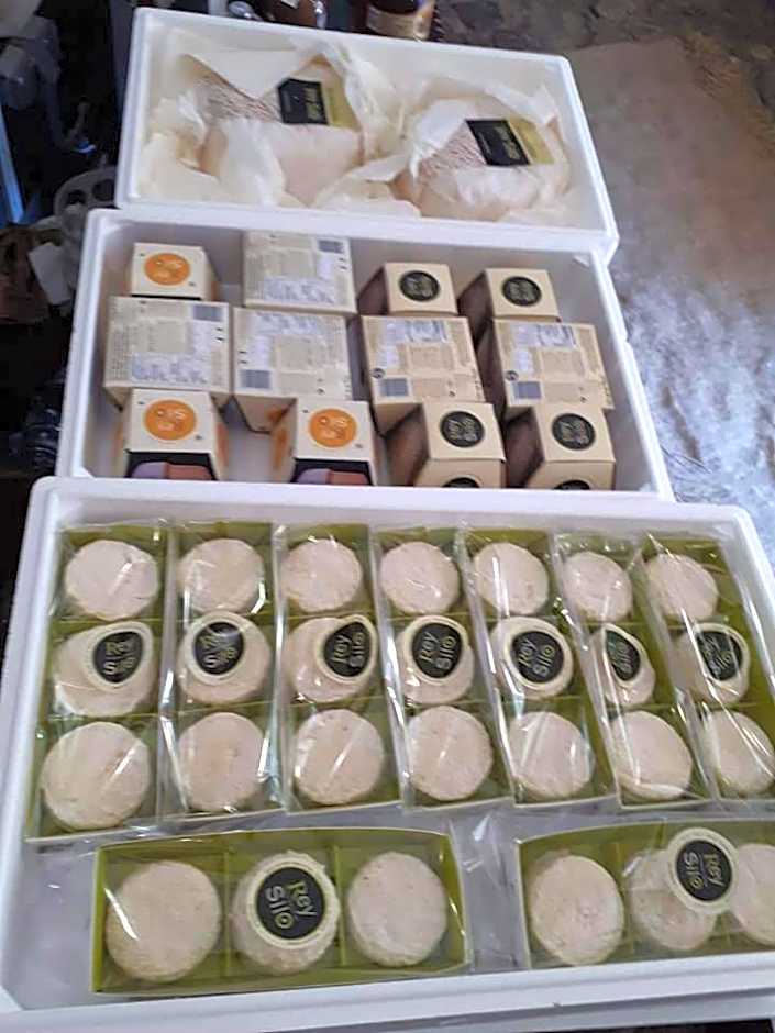 Habitaciones La Cuevona de Guitiriz,Parga, en el camino norte Lugo