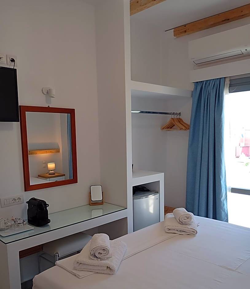 Ifestia Hotel