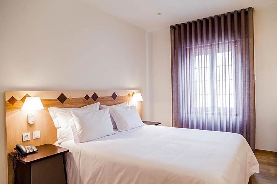 Hotel Aveiro Center