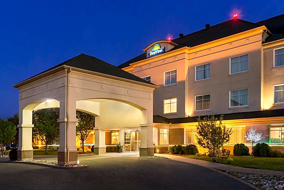 Days Inn by Wyndham Ottawa Airport