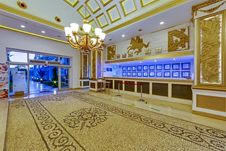 Mandalinci Beach Hotel - Alojamientos en TURGUTREIS