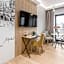 DEO PLAZA Riverside Residence by Noclegi Renters
